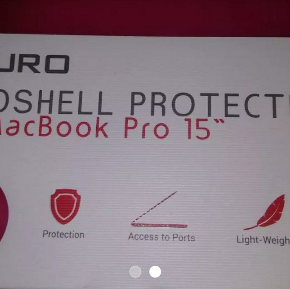 Pink macbook case - Picture 2 of 2